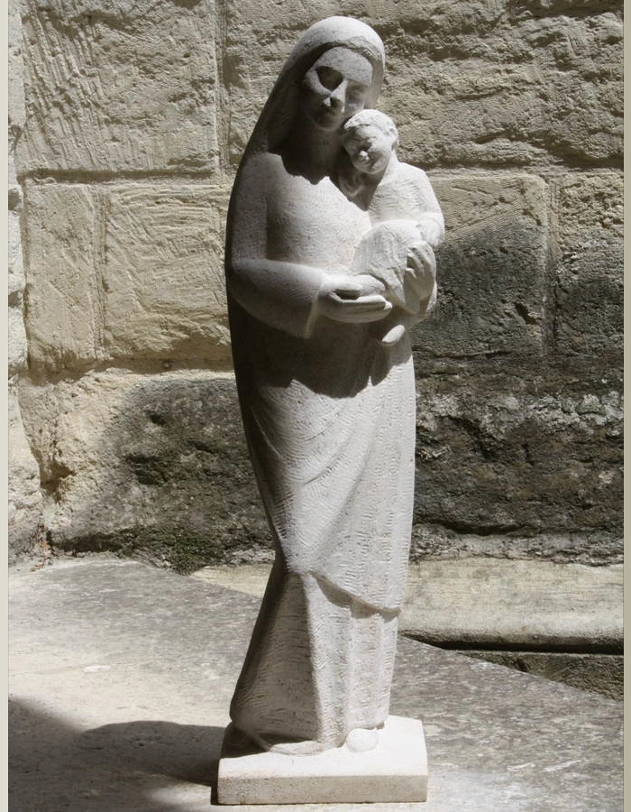 statue vierge pierre sculptee naturelle sculpteur tailleur de pierre