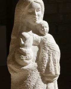 statue sculpture pierre naturelle sculpteur "taille de pierre" Gard decorative Occitanie