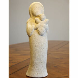 Vierge-Marie statue présentant l’enfant, Pierre