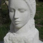sculpture statue pierre calcaire sculptee martin damay