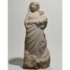 statue de vierge à l'enfant en pierre exterieur niche
