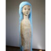 statue de la vierge marie en sculpture en bois peint avec l'enfant colorée