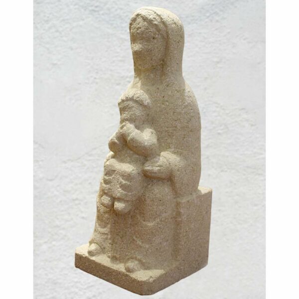 statue de vierge romane assise en pierre naturelle sculptee exterieur