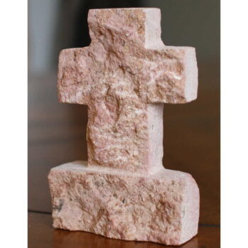 Petite croix en pierre à poser Stable avec embase
