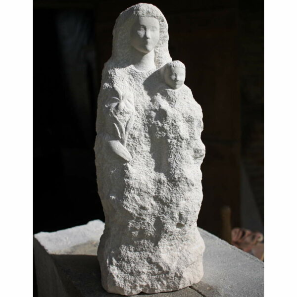 Statue de Vierge-Marie à l'enfant sculptée style pierre brute
