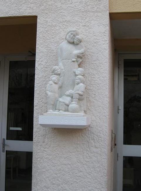 statue de saint joseph sculpte en pierre naturelle