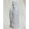 statue de vierge en pierre blanche au lys art religieux