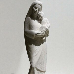 Lire la suite à propos de l’article Vierge en pierre de 100 cm