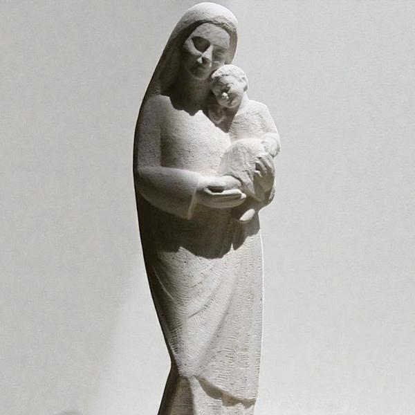 Lire la suite à propos de l’article Vierge en pierre de 100 cm