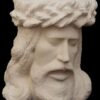sculpture de christ en pierre