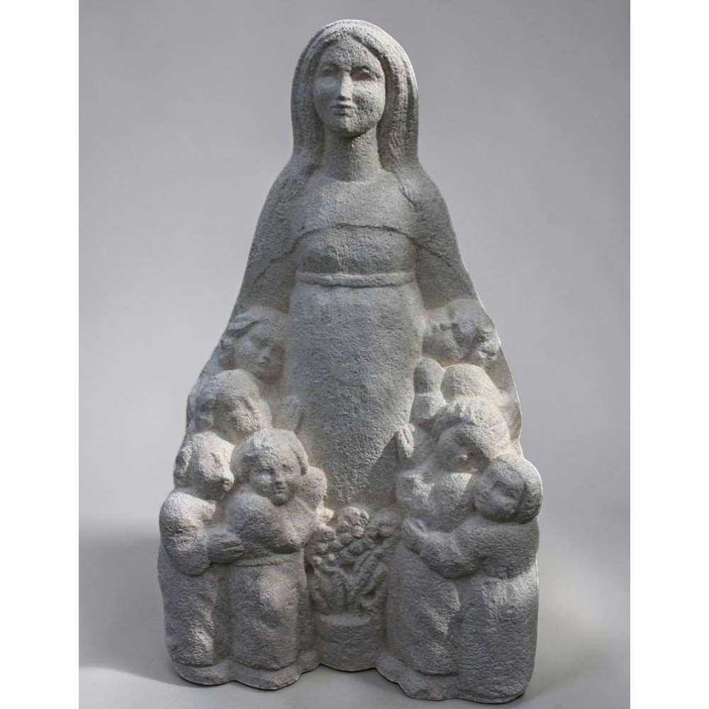 vierge aux manteau avec des enfants en pierre martin damay