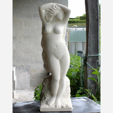 Eve en pierre ou l’aurore