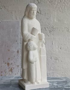 statue en pierre exterieur