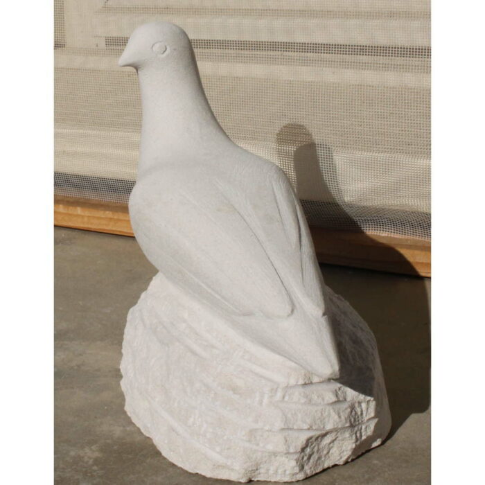 sculpture colombe en pierre piece unique exterieur