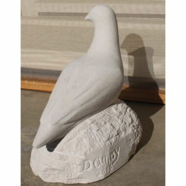 Sculpture d’une colombe en pierre -15,5 cm