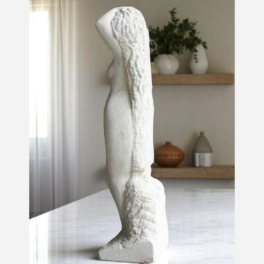 Sculpture d’Eve en pierre Nu féminin s’éveillant