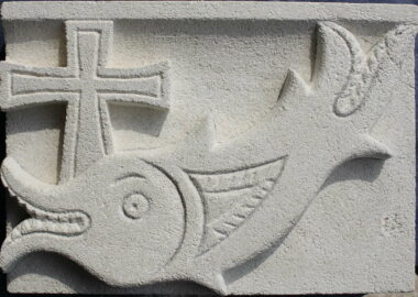 Ichtus Poisson symbole chrétien en pierre