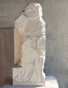 Sculpture de saint Jean-Baptiste en pierre