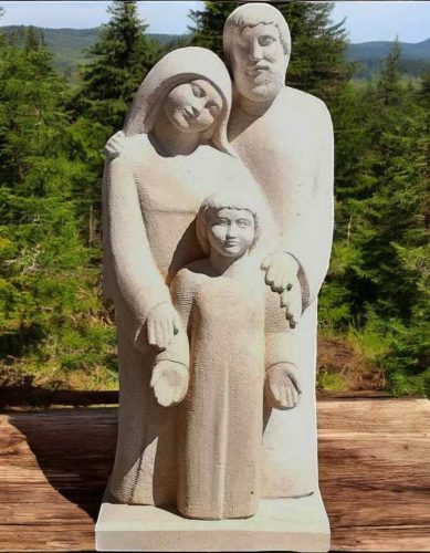 statue sainte famille pierre de bourgogne