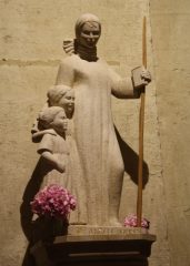 statue sculpture pierre naturelle bourgogne lyon Macon chalon sur Saône