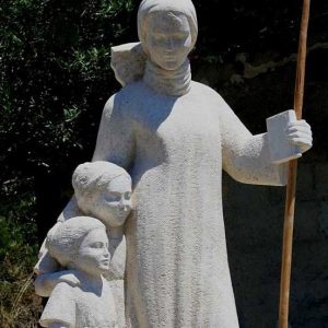 sculpture statue en pierre sculptee naturelle taille de pierre decoration