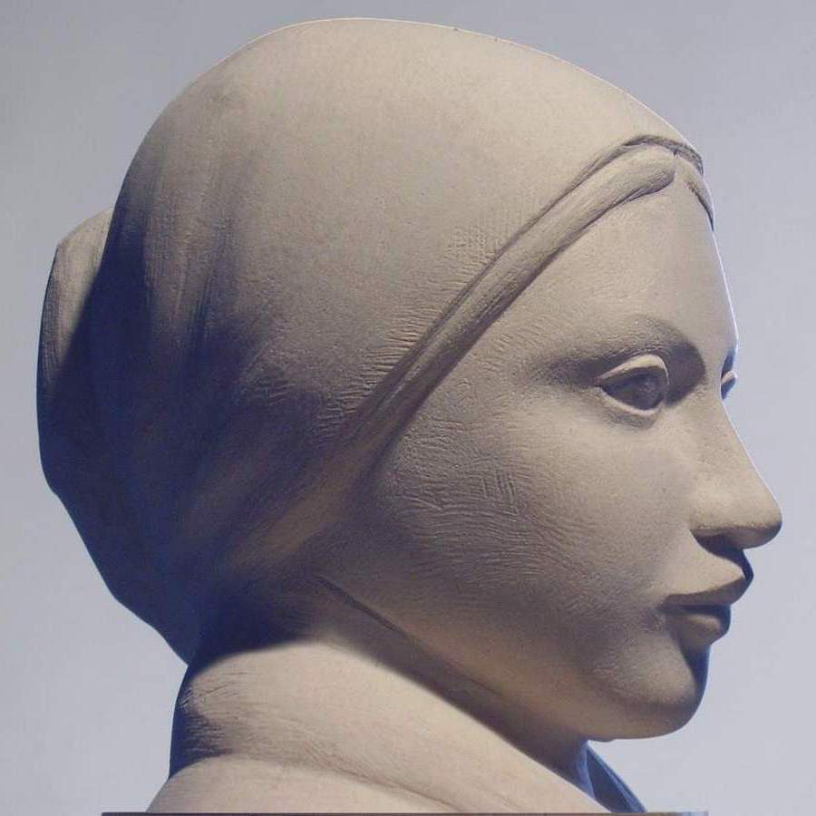 tete en pierre de sainte bernadette par martin damay