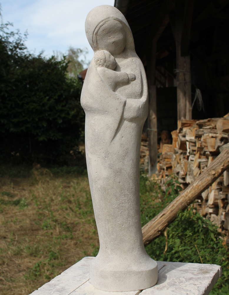 vierge à l'enfant de tendresse en pierre calcaire